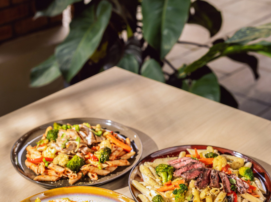 Le Den - Restaurant & Cafe