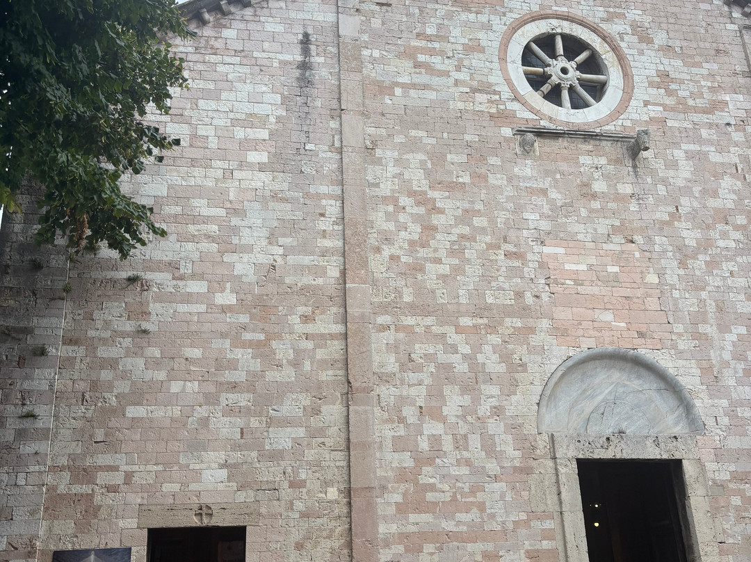 Parrocchia Santa Maria Maggiore - Frati Cappuccini Assisi-阿西西必去景点