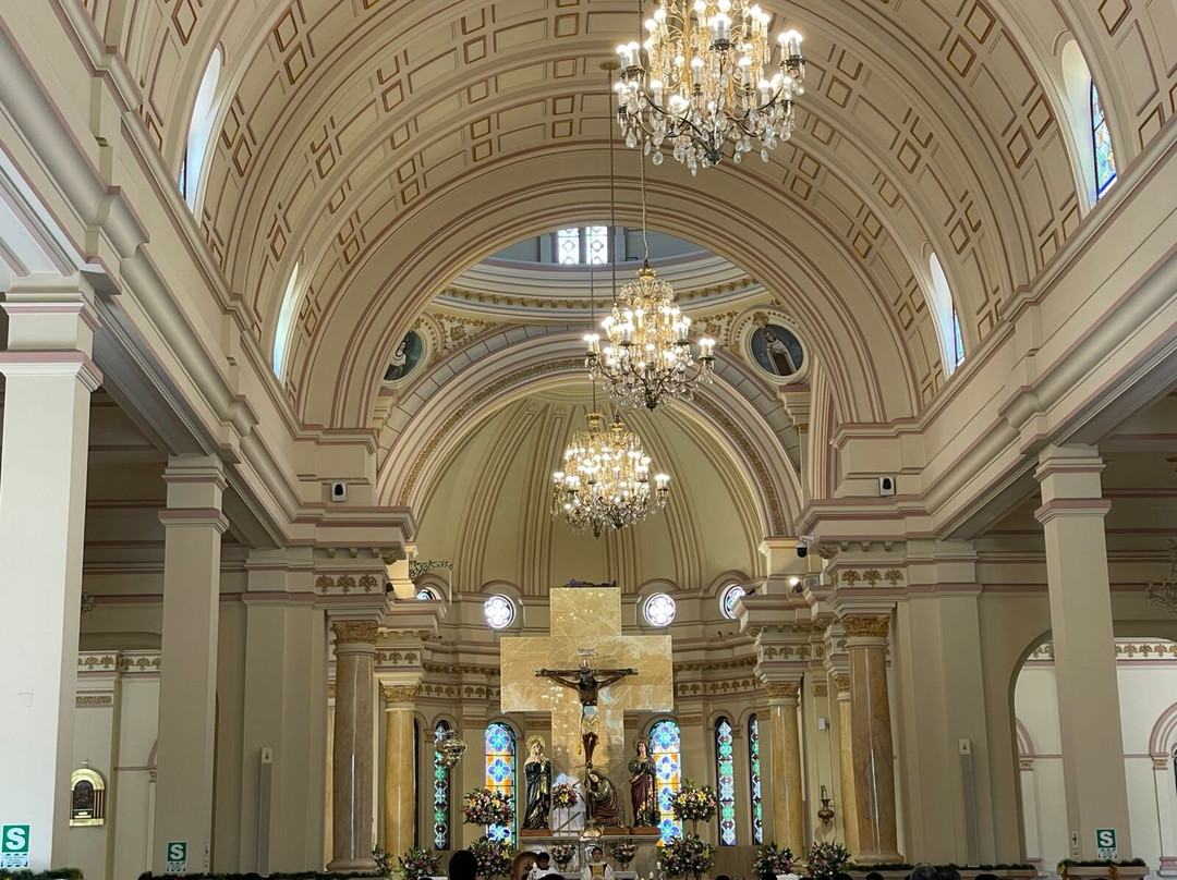 Santuario del Señor de Luren-伊卡必去景点