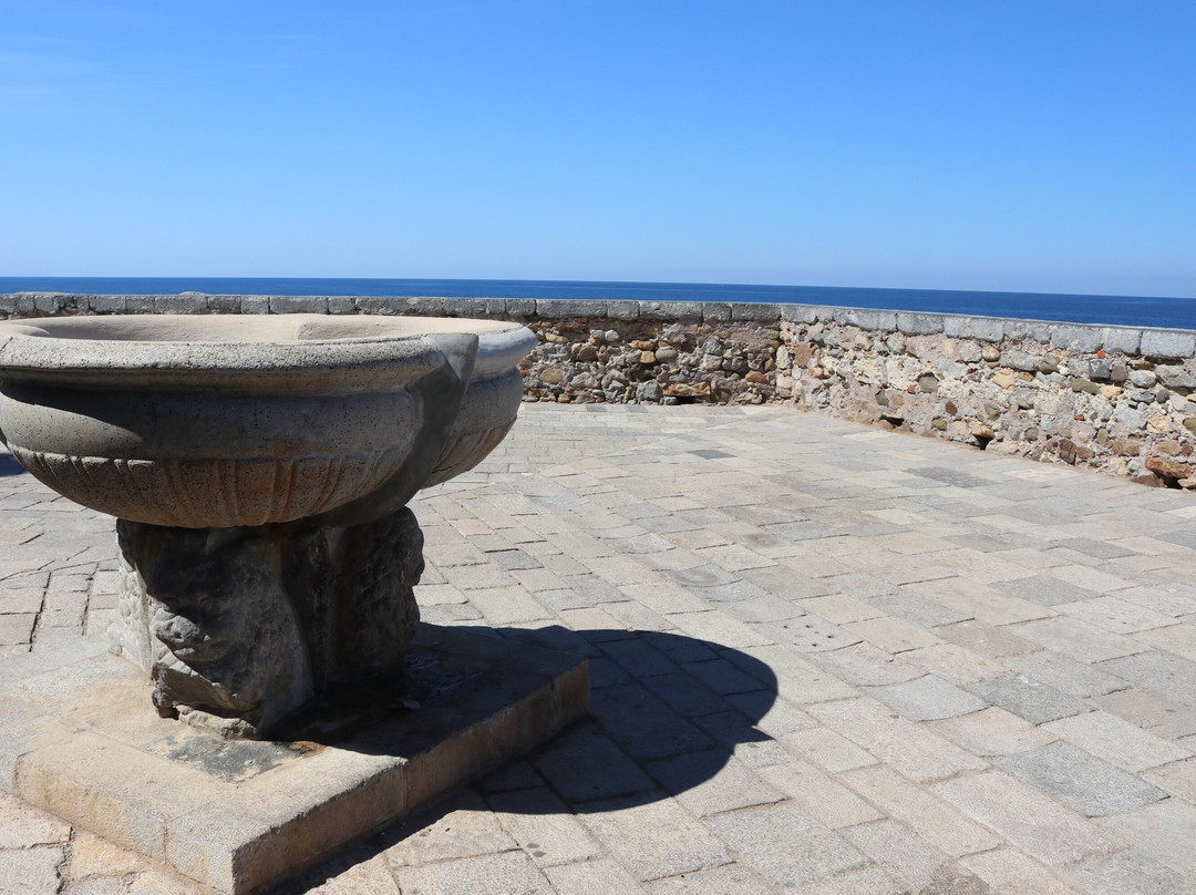 Bastione di Capo Marchiafava-切法卢必去景点