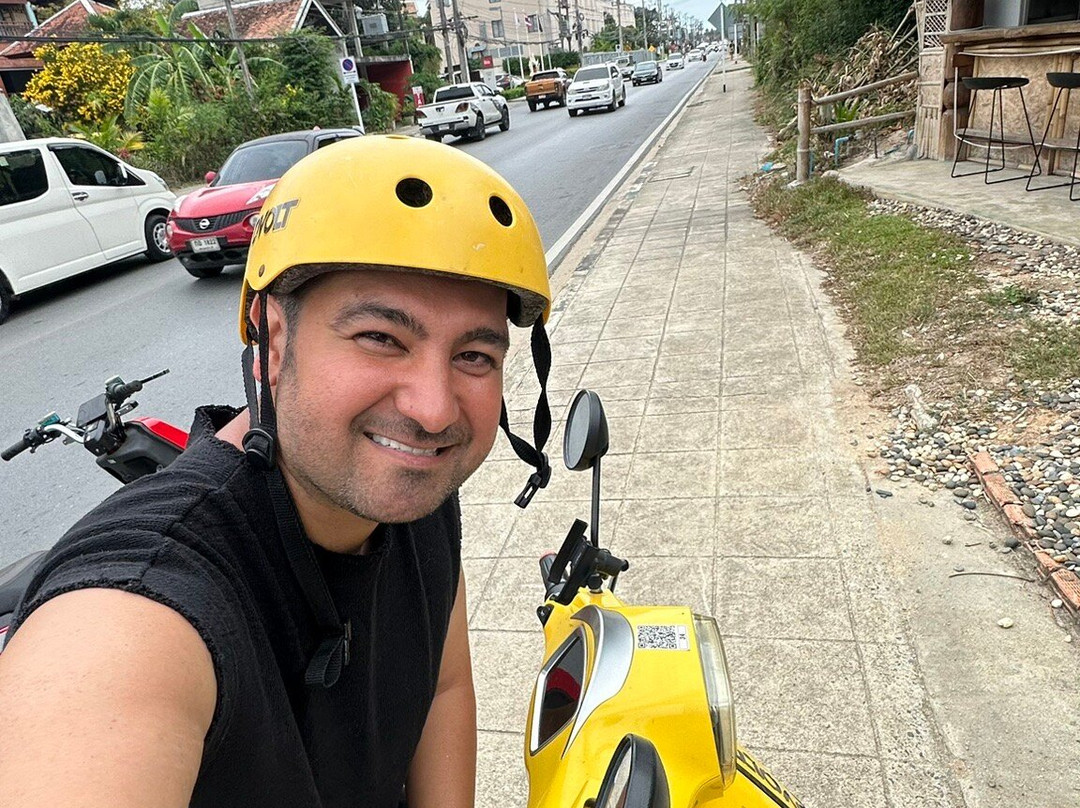 Cocovolt: Electric Scooter Rental with Mobile App in Koh Samui-查汶海滩必去景点