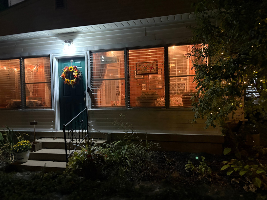 The Doctor's Inn主图