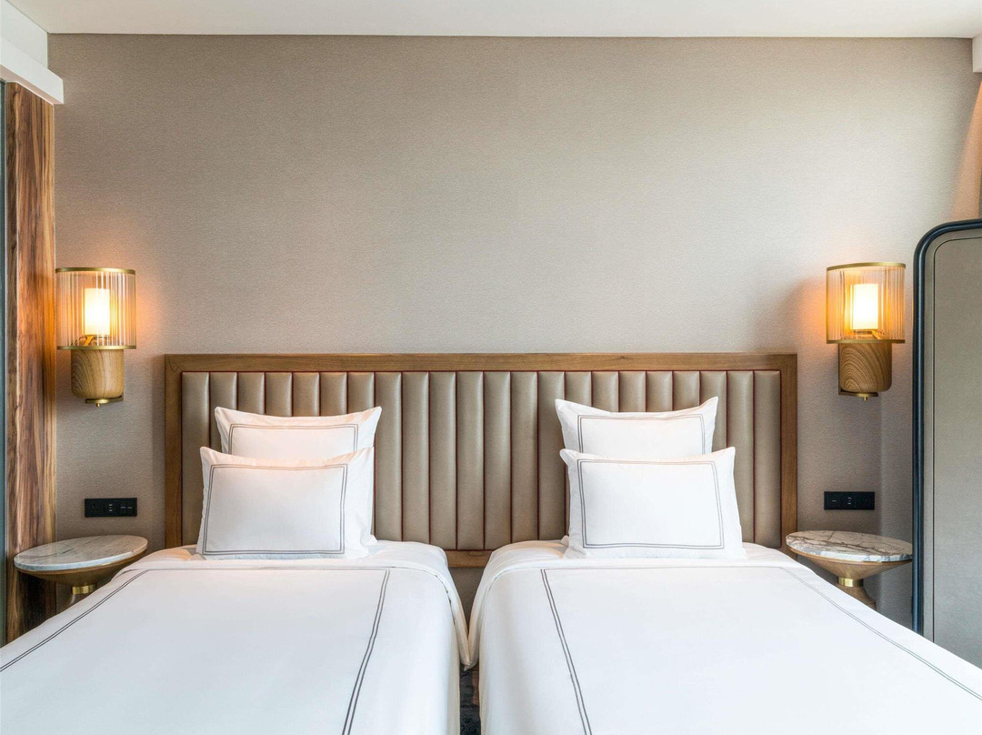 Swissôtel Jakarta PIK Avenue主图