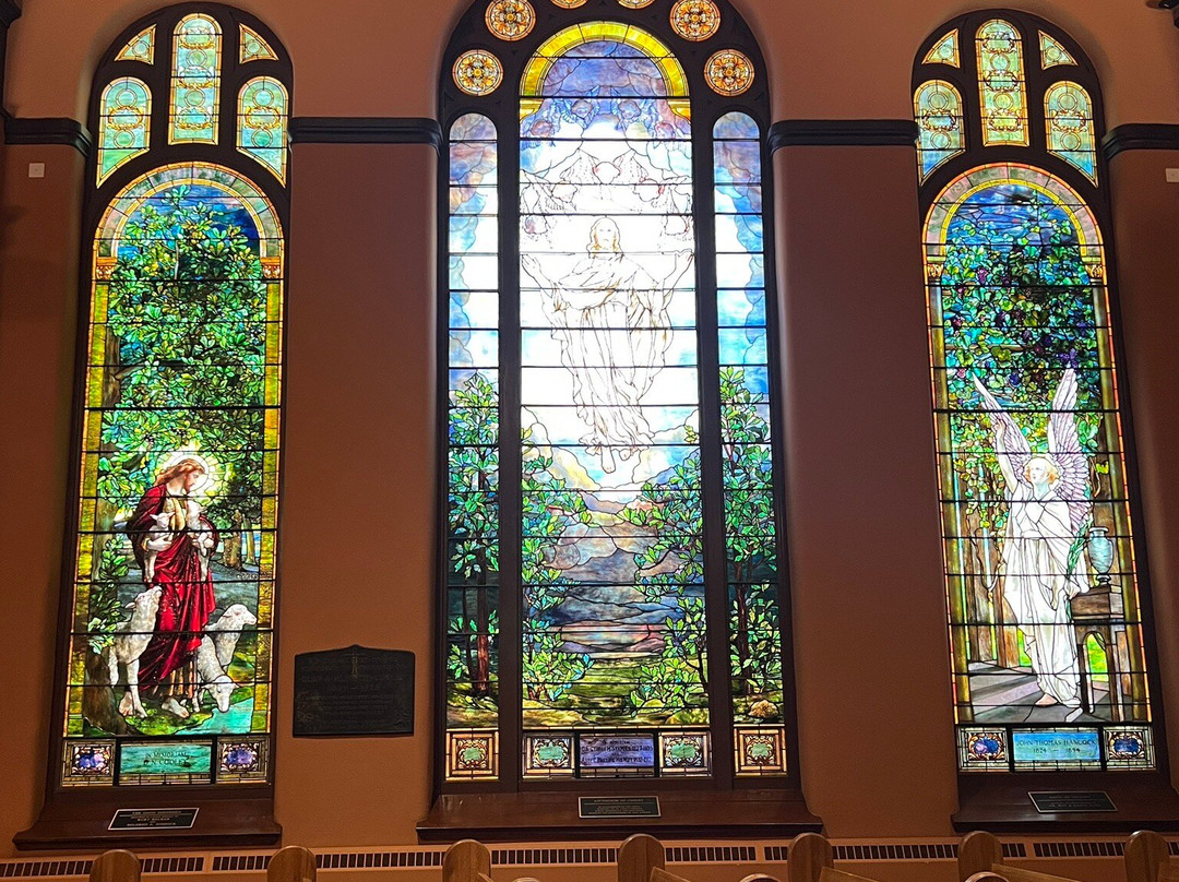 St. Luke's United Methodist Church-迪比克必去景点