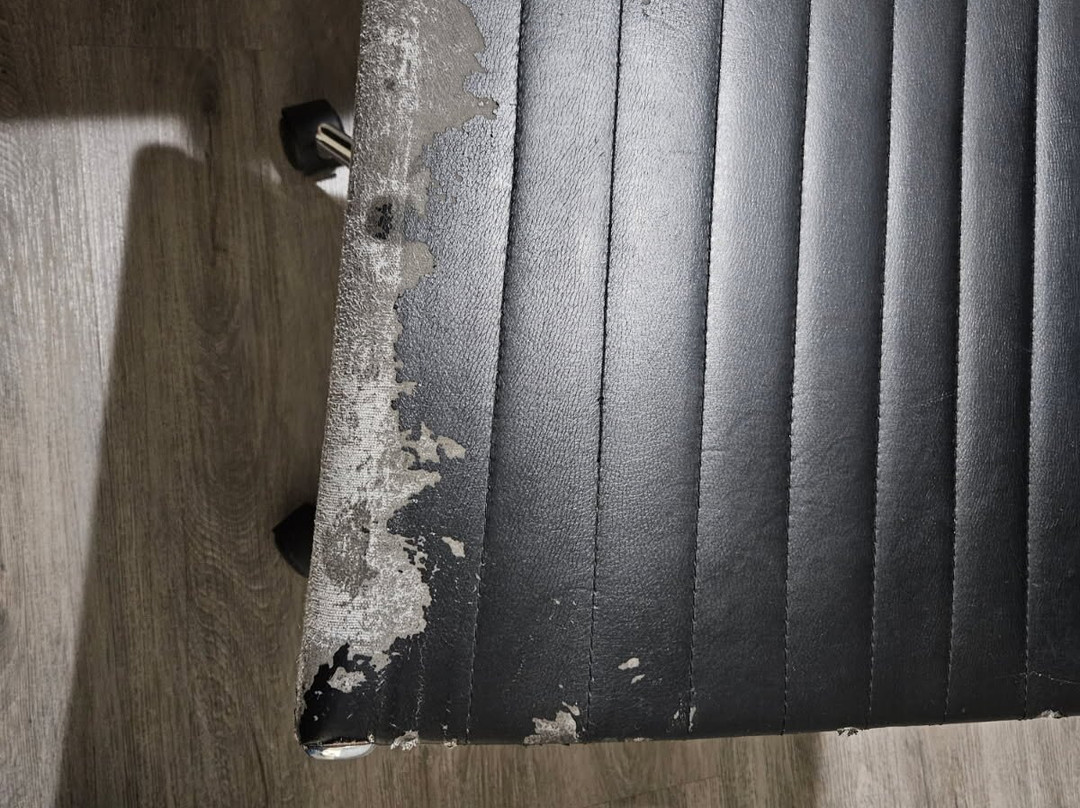 Hawthorn Suites by Wyndham Bloomington主图