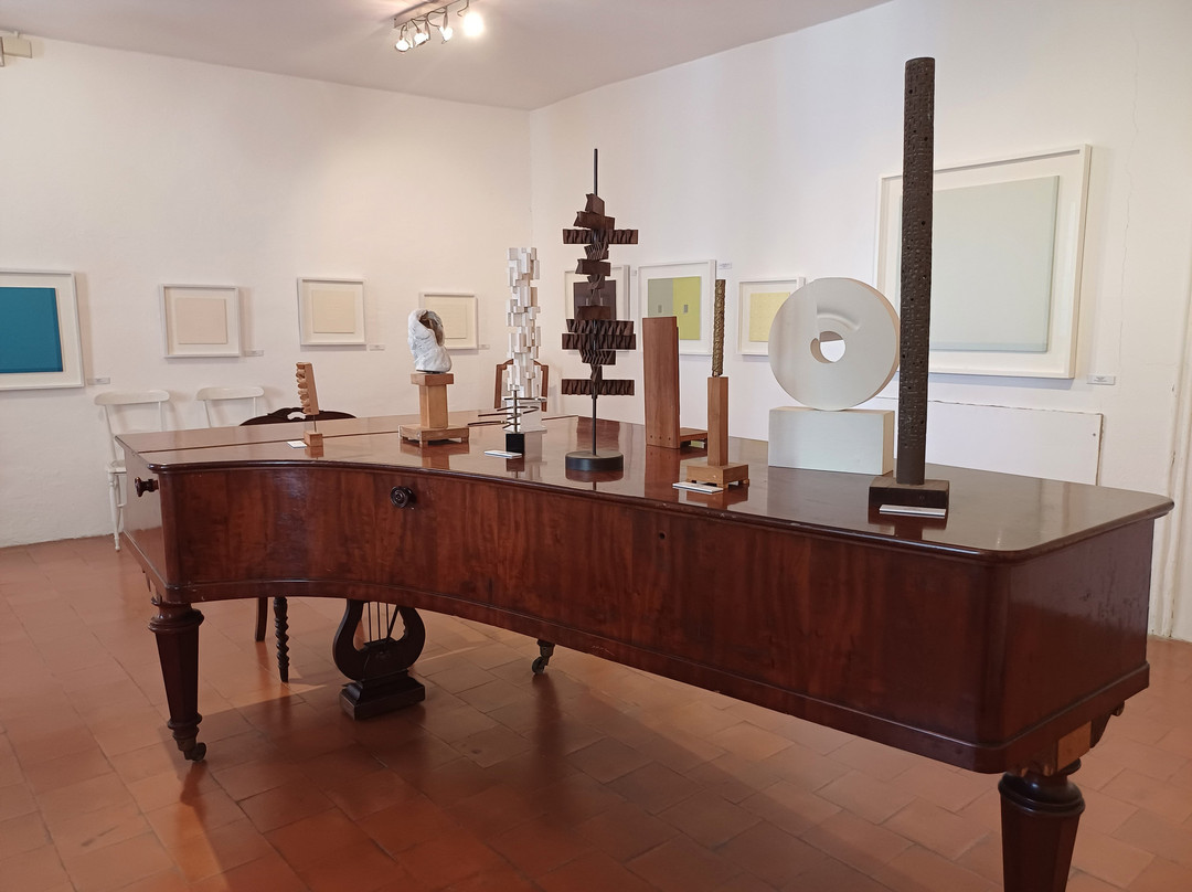Fondazione Antonio e Carmela Calderara-Vacciago必去景点