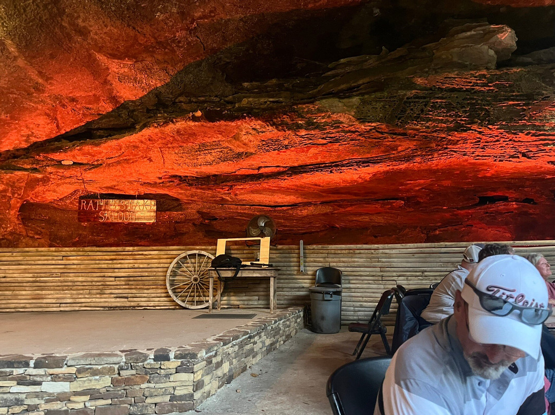 Rattlesnake Saloon-Tuscumbia必去景点