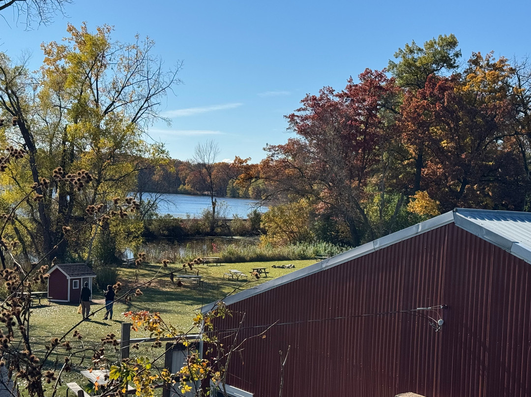 Pine Tree Apple Orchard-Dellwood必去景点
