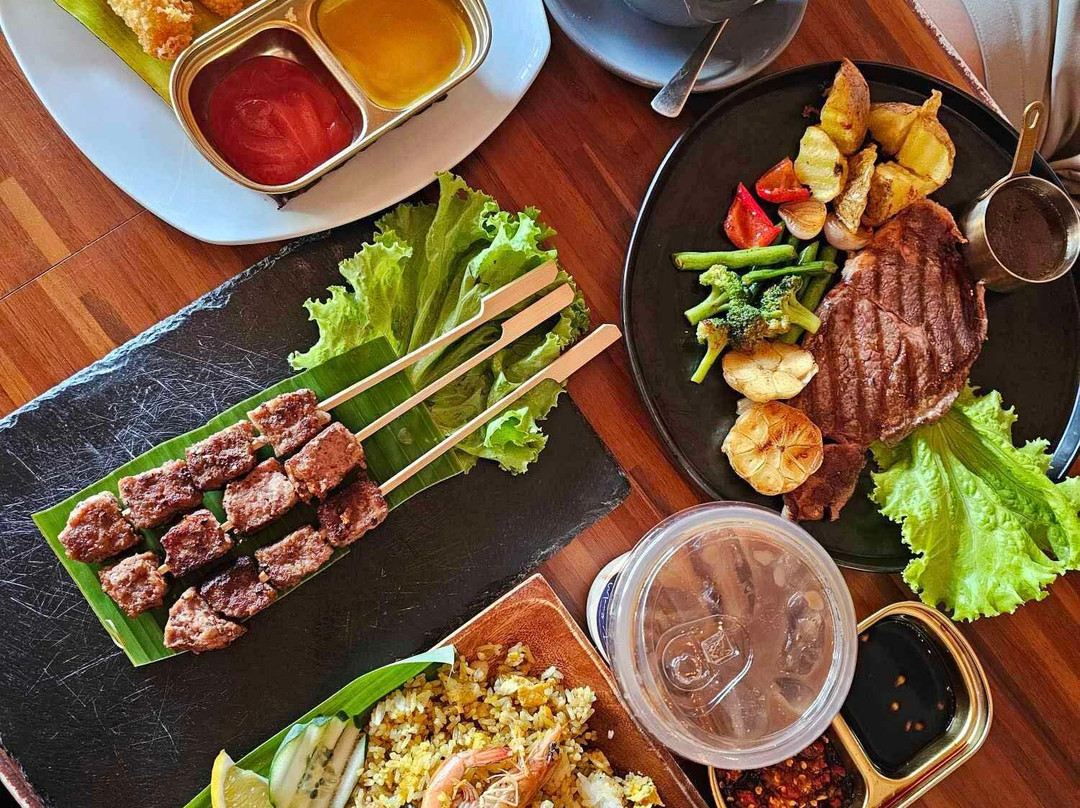 Mang Del's Authentic Asian Seafood & Steak