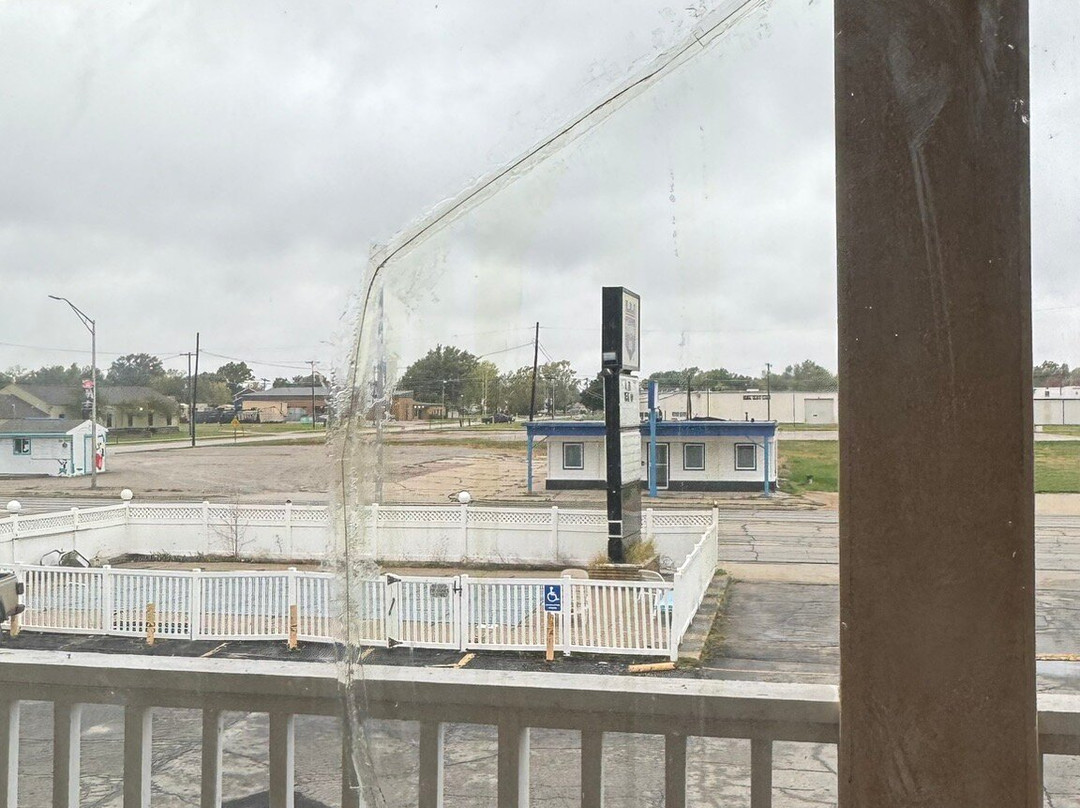 Knights Inn Ottawa主图