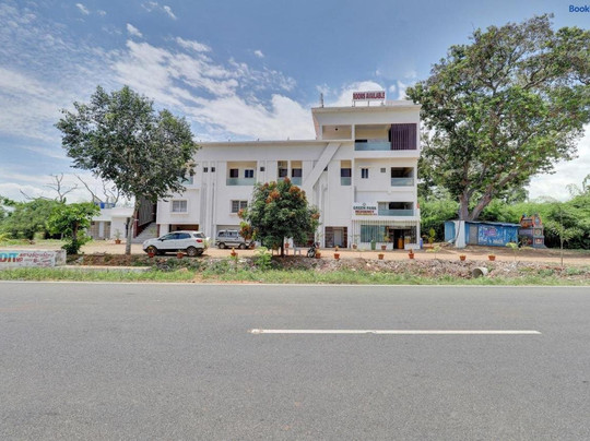 Hotel O Flagship Green Park Residency