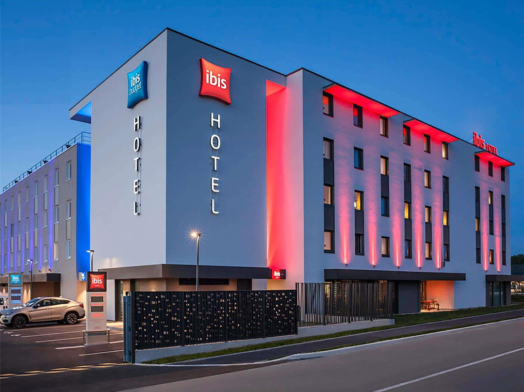 Ibis Sens Hotel主图