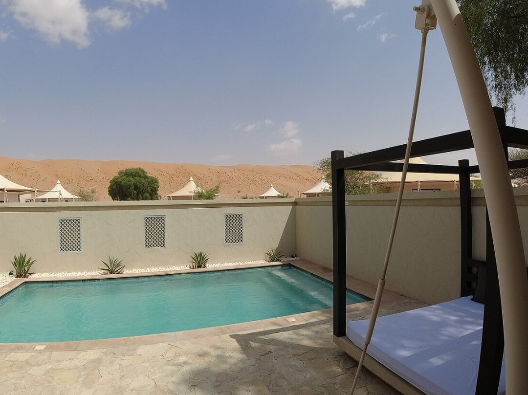 沙漠之夜度假村主图