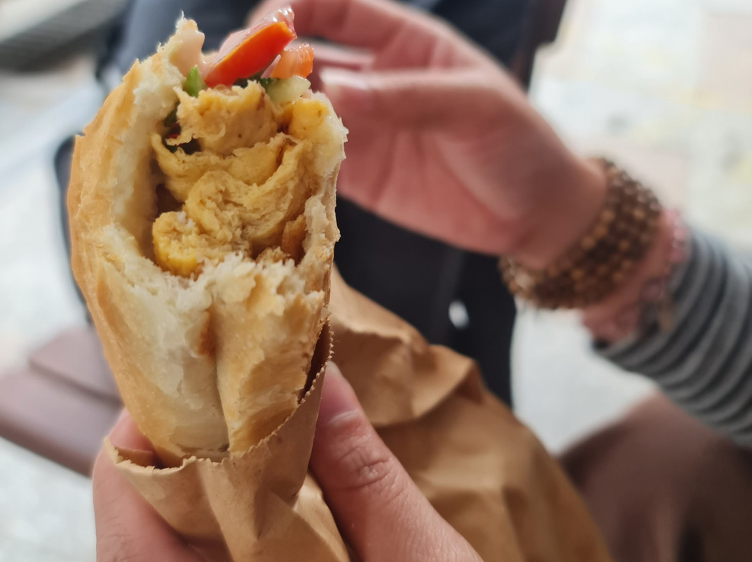 Cat Ba Tezzi's Bread Shop