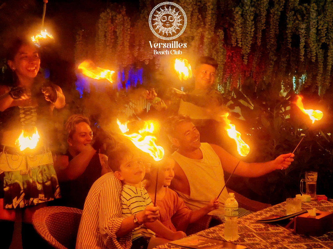 Versailles Mud Bath, Spa & Beach Club-富国岛必去景点