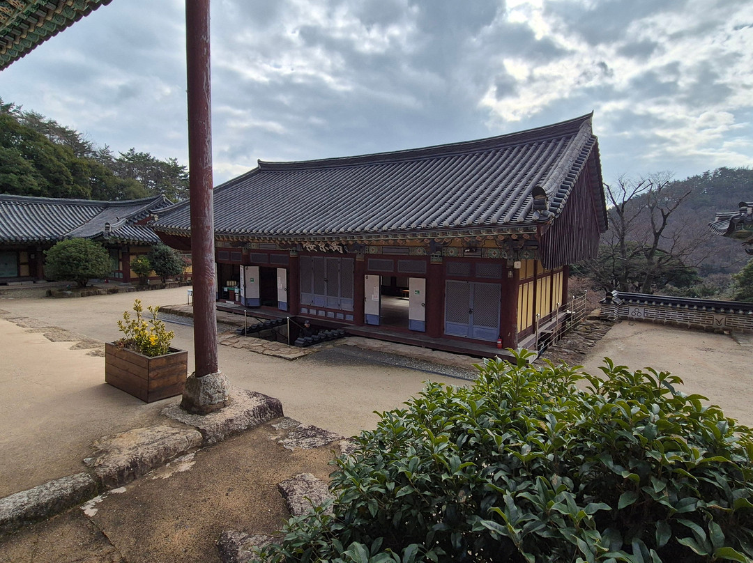 Baengnyeonsa Temple-康津郡必去景点