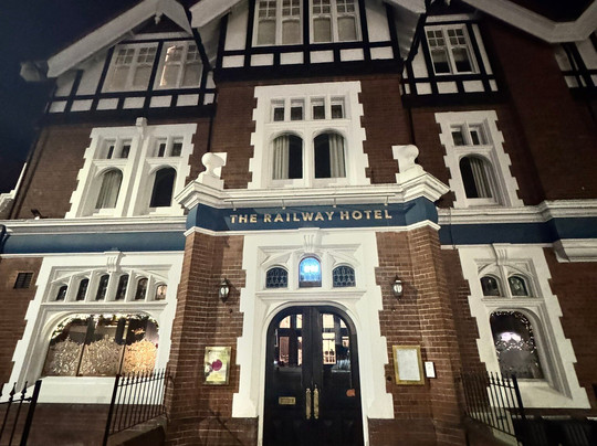 The Railway Hotel主图