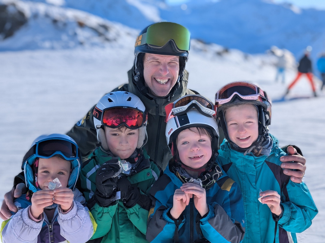 The Snow School-梅瑞贝尔必去景点