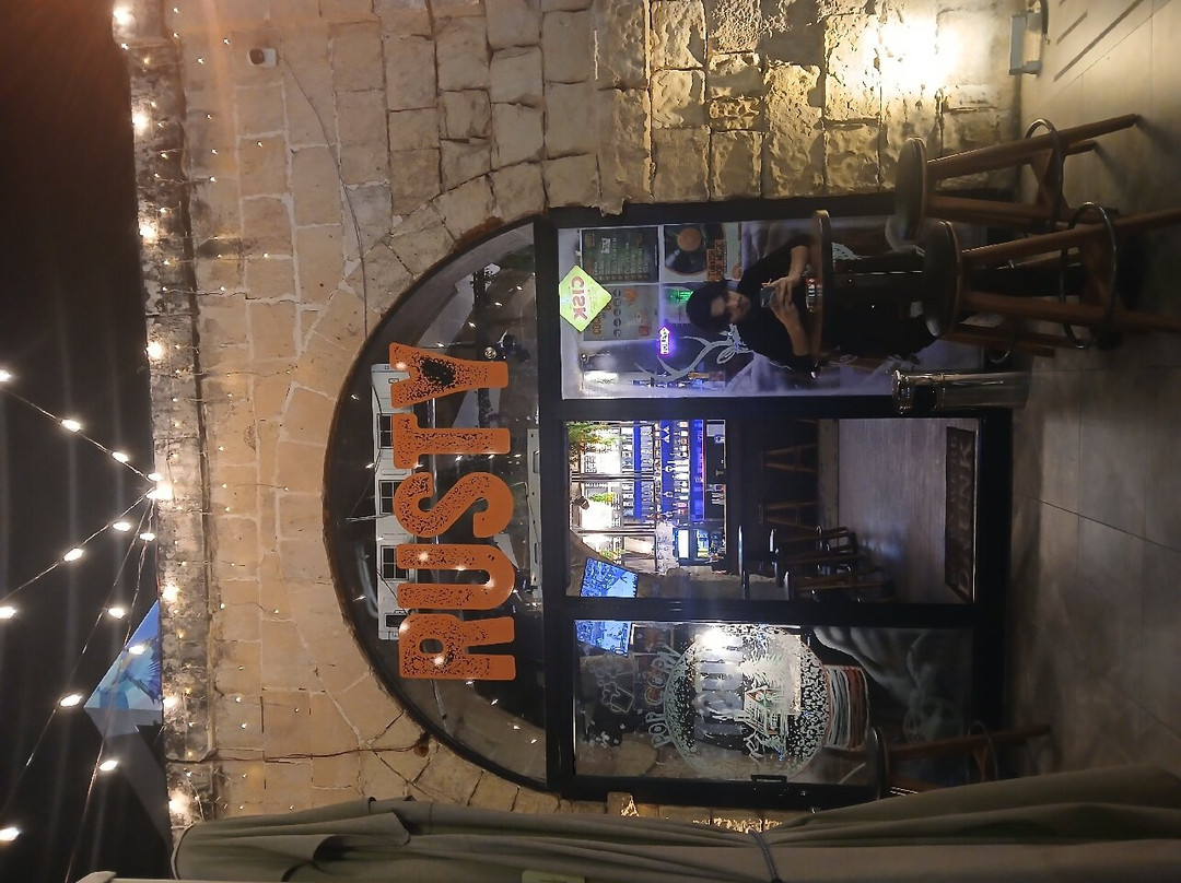 Rusty Bar-圣朱利安斯必去景点