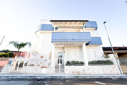 La Strea酒店住宿-Aquarama B&B