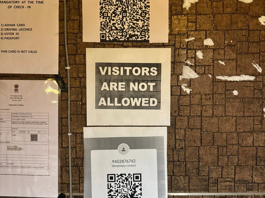 Super OYO Townhouse OAK Regal Inn Near Sant Tukaram Nagar Metro Station