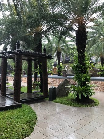 阿玛塔拉普拉泳池别墅主图