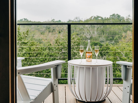 露西营旅馆主图