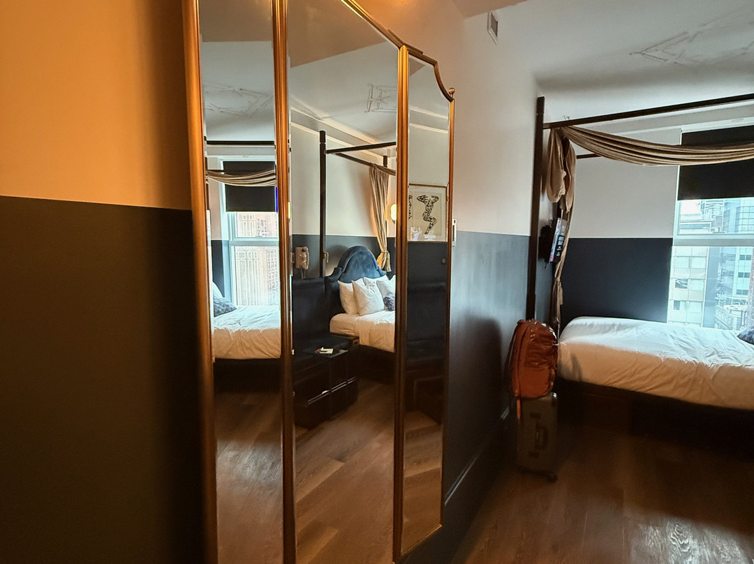 CIVILIAN Hotel主图