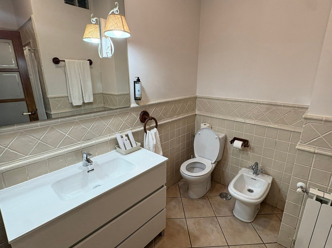 麦佩兹 LIVVO 乡村酒店主图