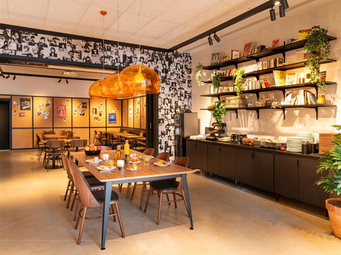 宜必思尚品巴黎维勒瑞夫酒店