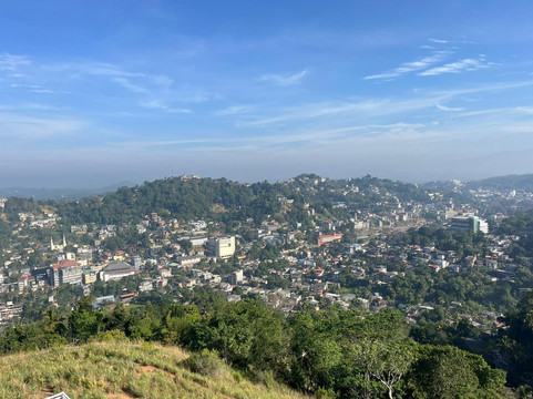 Hill Paradise Hanthana