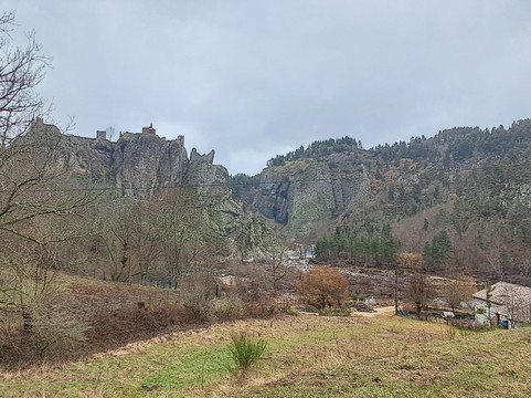 Arlempdes Beautiful Villages-Arlempdes必去景点