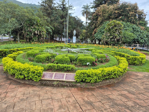 Relógio Floral-Pocos de Caldas必去景点