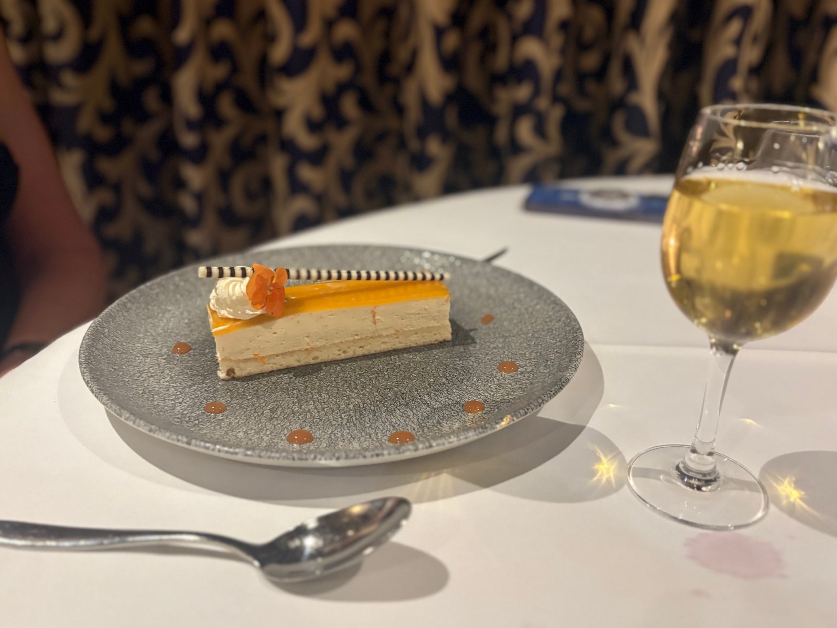 天鹅Spa酒店-官方