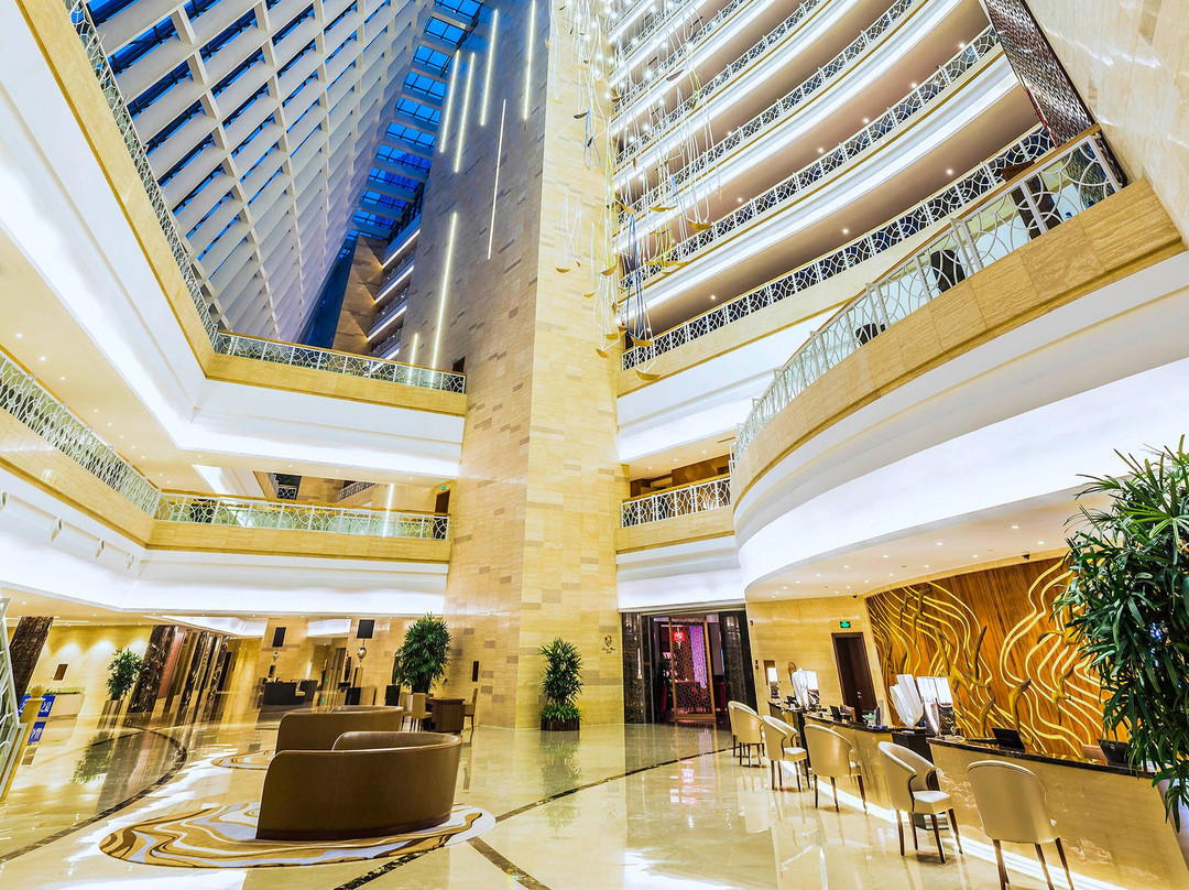 青岛青龙美爵酒店主图