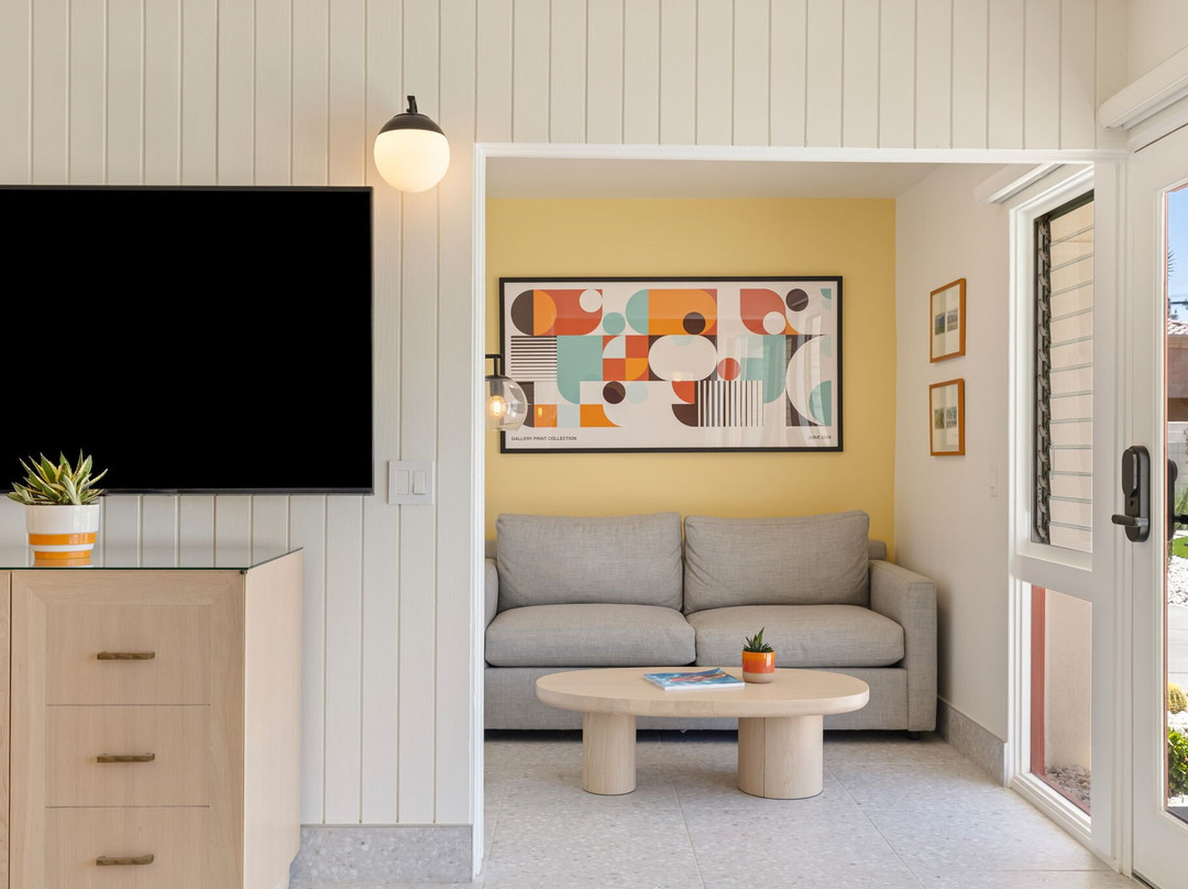 莫哈韦度假村 - 限成人主图