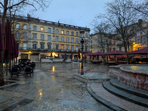 Fountain of Neptune-卡尔卡松必去景点