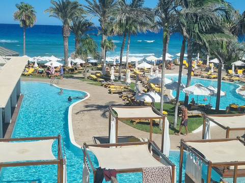 日落珍珠屋温泉酒店主图