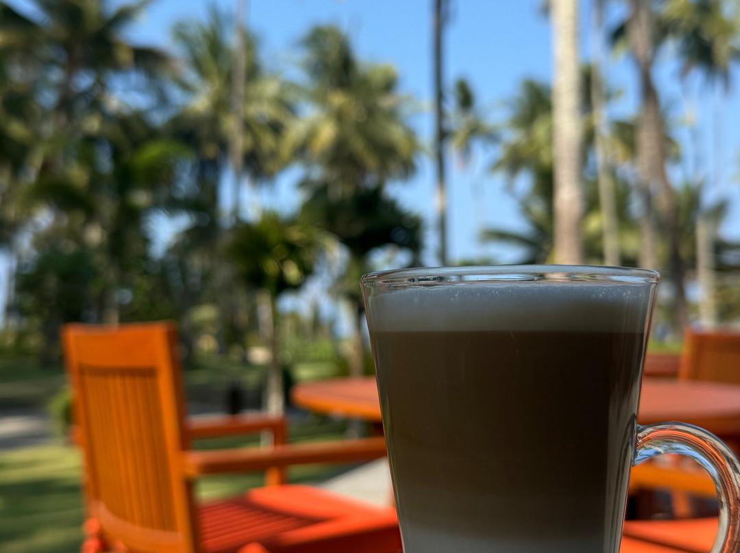 伊斯卡拉度假酒店主图