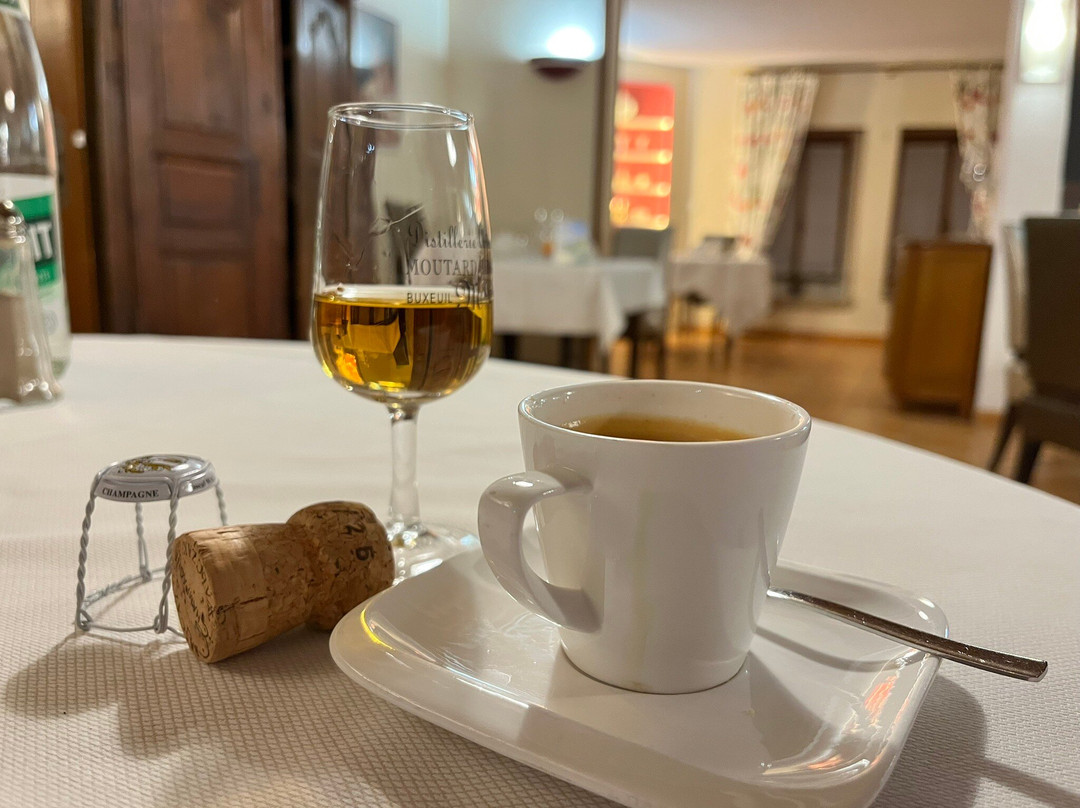 Hotel Le Magny主图