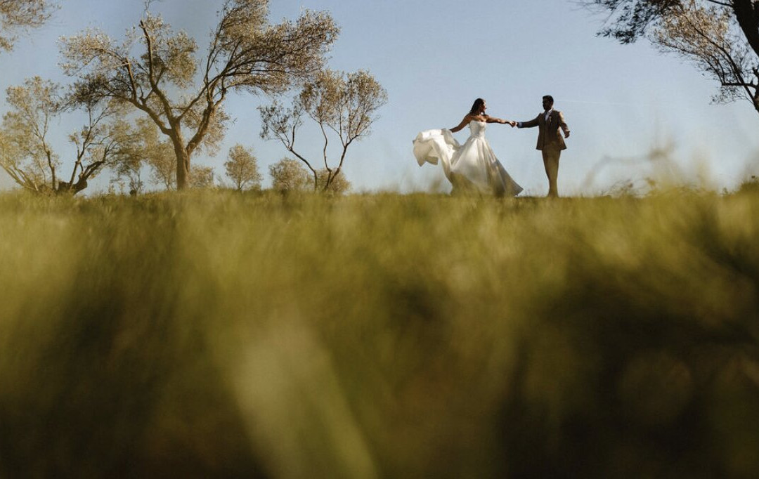 德恩波达山庄酒店主图
