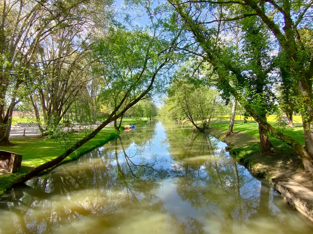 木林德布尔城堡酒店主图