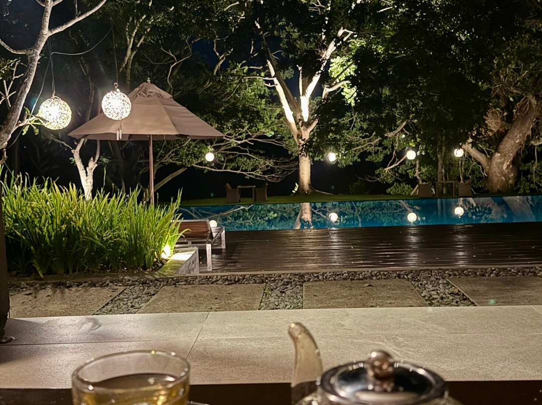 康提捷翼画廊豪华度假酒店主图