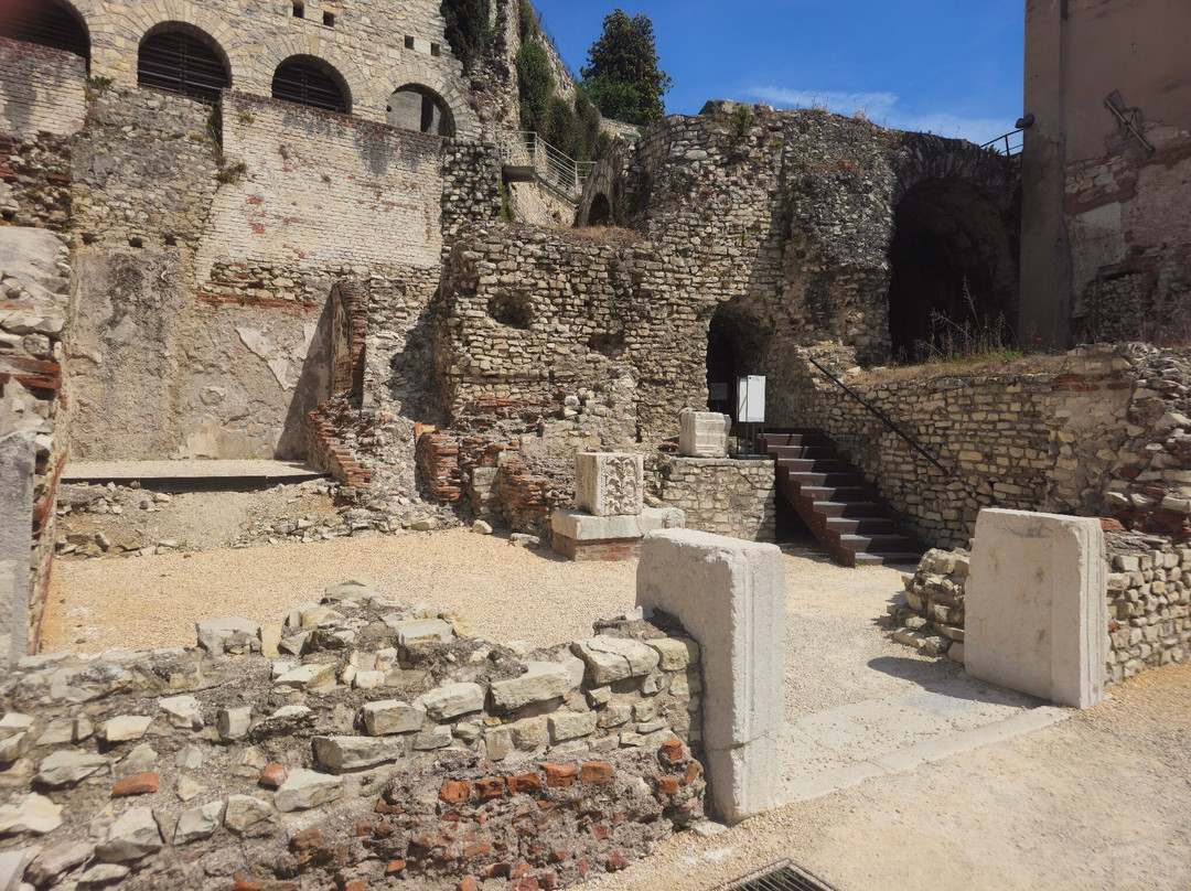 Tempio Capitolino e Piazza del Foro-布雷西亚必去景点