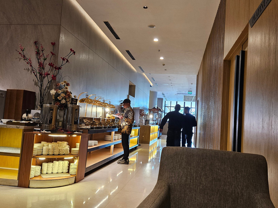 金色郁金香酒店-坤甸主图