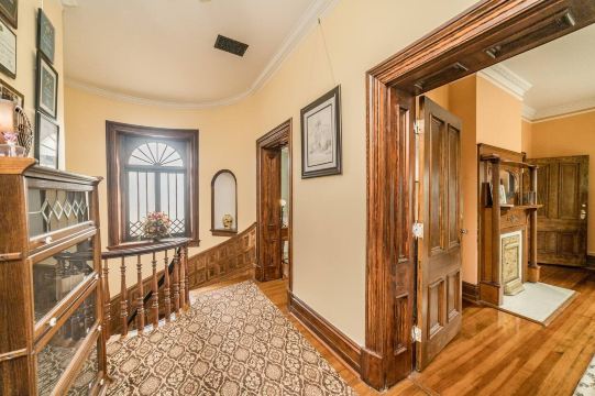 The Carriage House Inn Bed and Breakfast-度假村/酒店