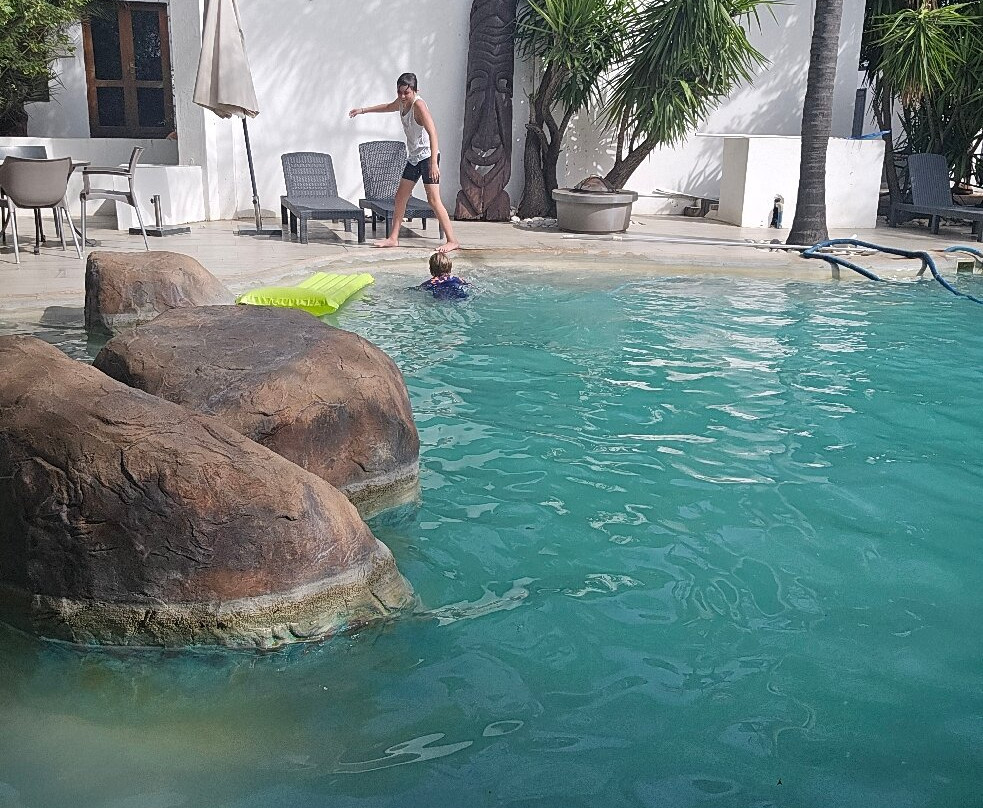 离开非洲城镇旅馆主图