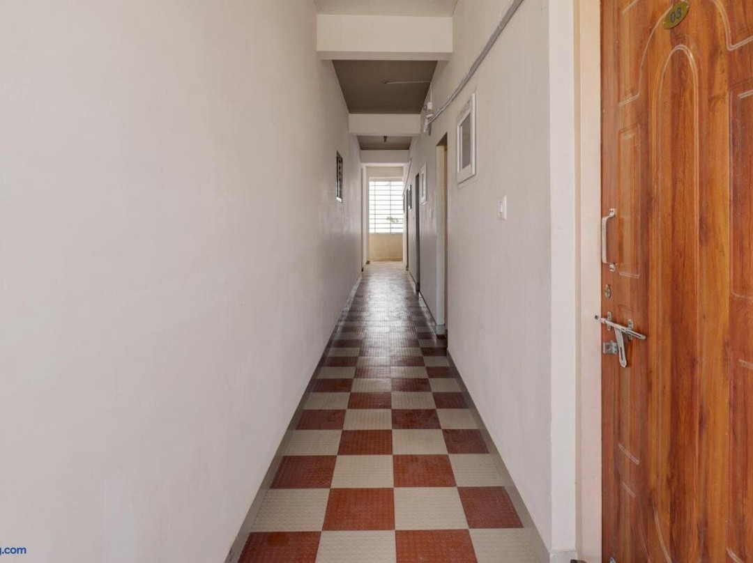 Collection O Preethi Boarding & Lodging