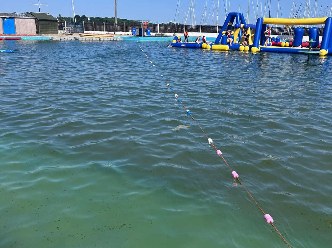 Lymington Sea Water Baths-利明顿必去景点