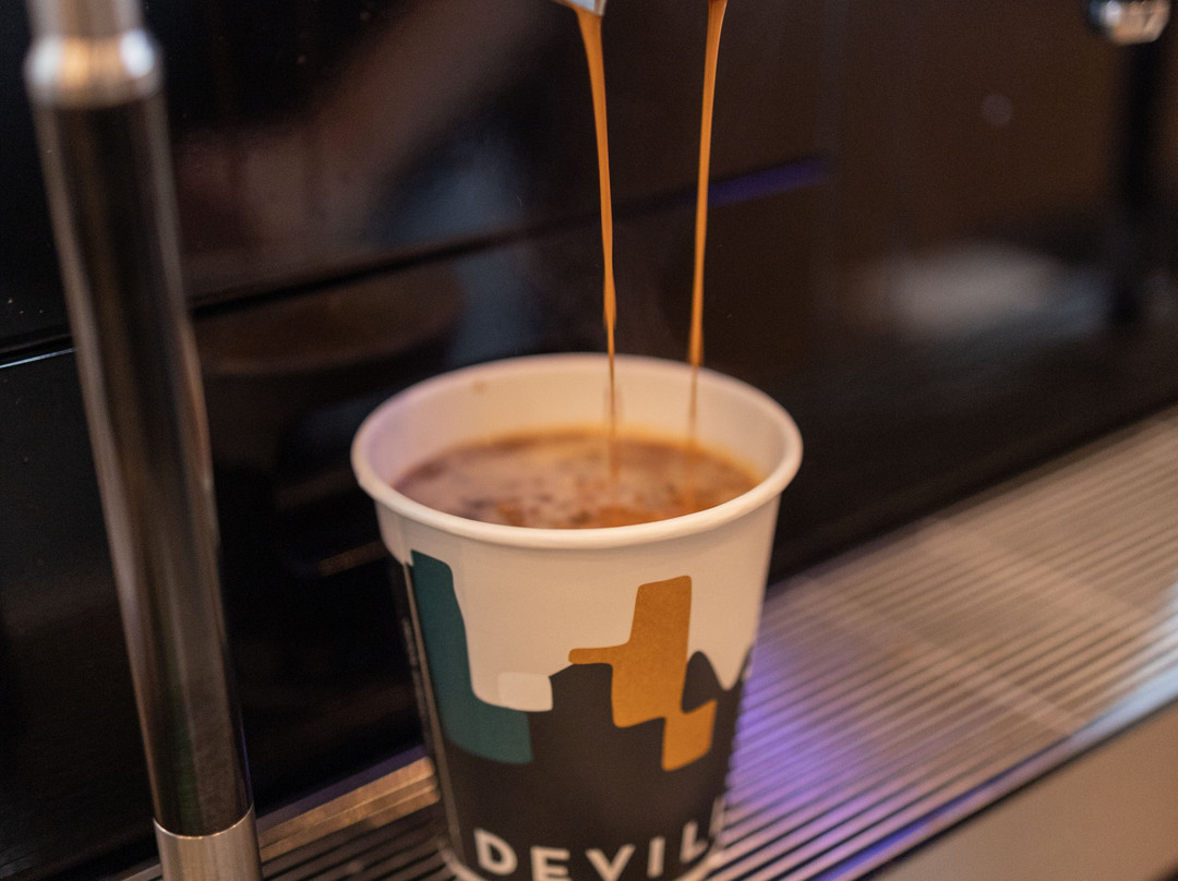 Deville Coffee Park Royal
